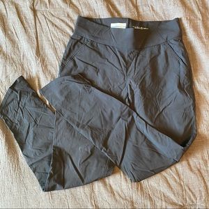 NEW Columbia women’s black athletic pants